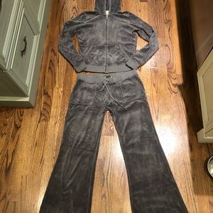Juicy Couture Track/Sweats & Hoodie Gray Velour L
